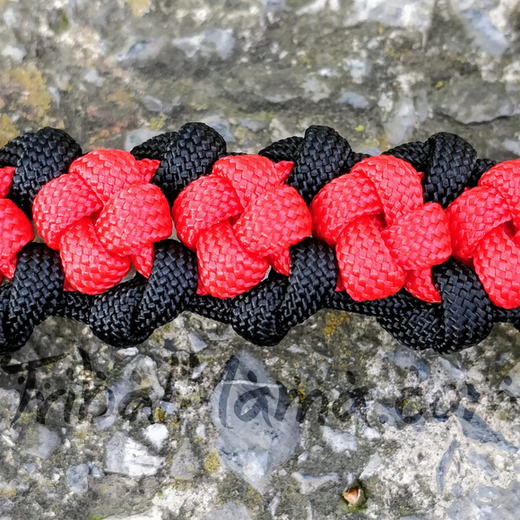 550 Aromatherapy Tactical Paracord Bracelet - Picture 3 of 3